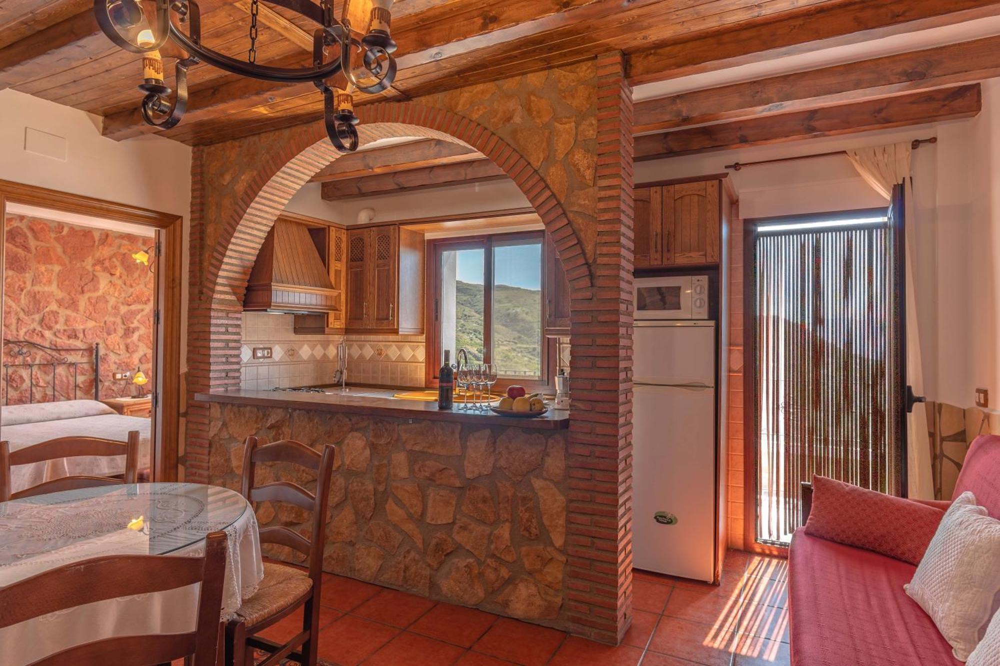 Alojamientos Rurales Los Macabes Alpujarra De La Sierra Quarto foto