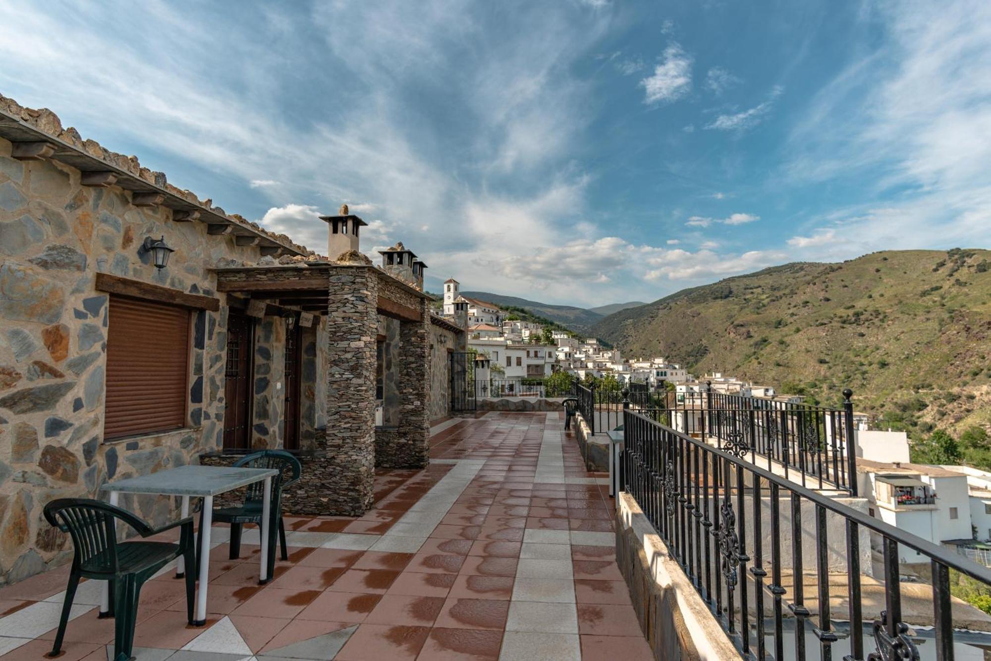 Alojamientos Rurales Los Macabes Alpujarra De La Sierra Quarto foto