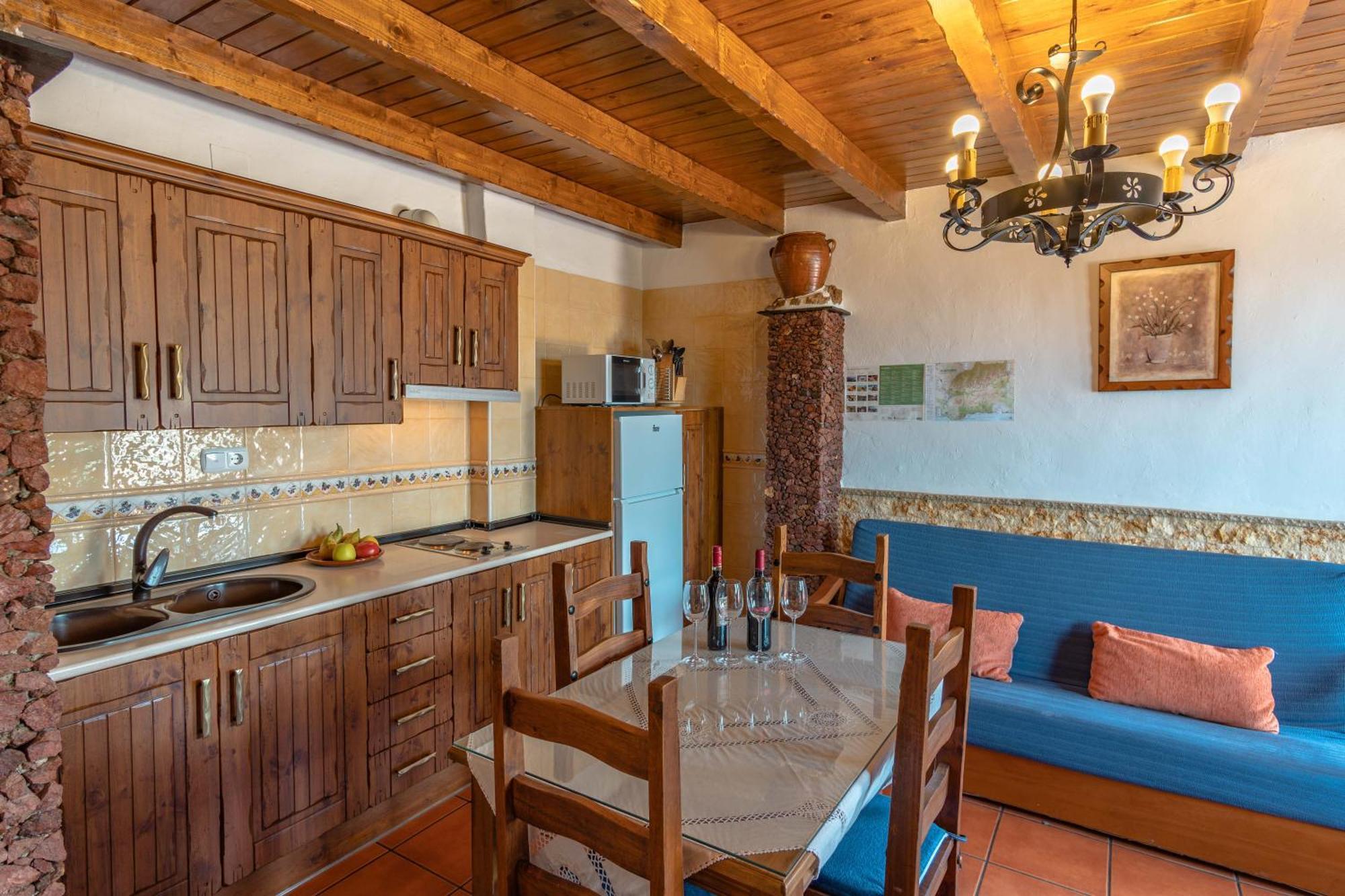 Alojamientos Rurales Los Macabes Alpujarra De La Sierra Quarto foto