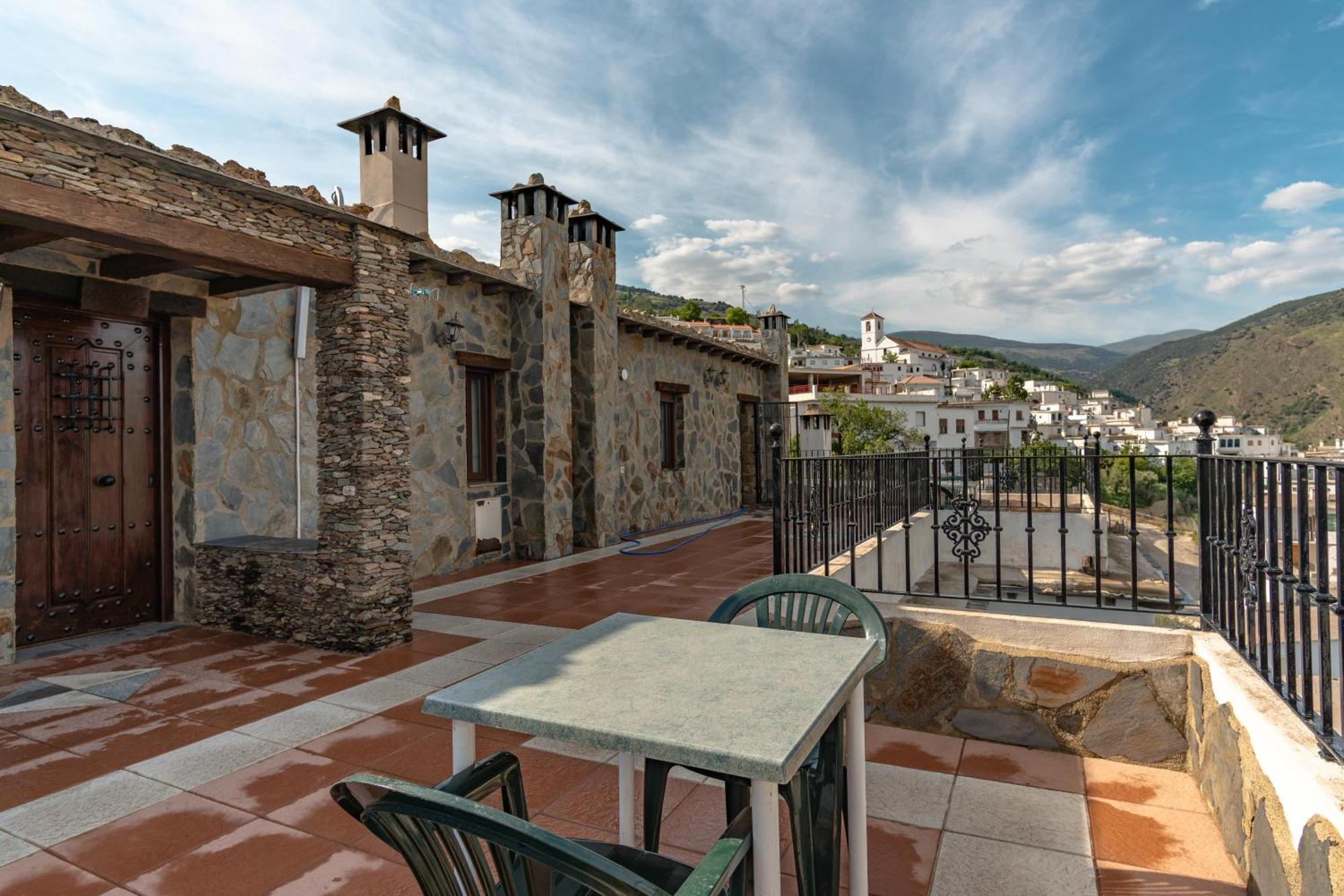 Alojamientos Rurales Los Macabes Alpujarra De La Sierra Quarto foto